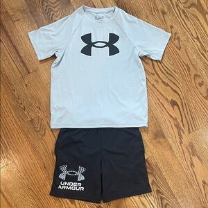 Boys Under Armour Matching Shirt and Shorts Set. Size Small.